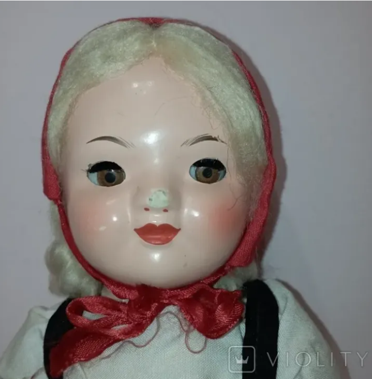 Ляльку 1950-х років оцінили у 65 000 грн