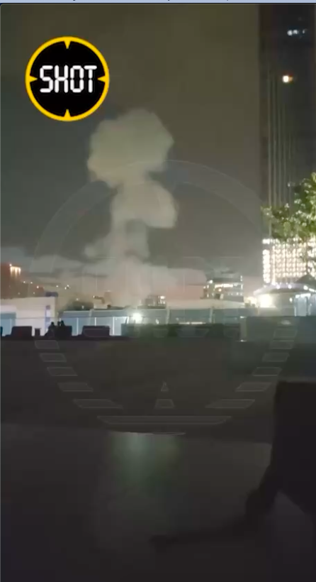 Біля "Москва-Сіті" пролунали вибухи, на місці валив дим: у РФ поскаржилися на атаку БПЛА. Відео