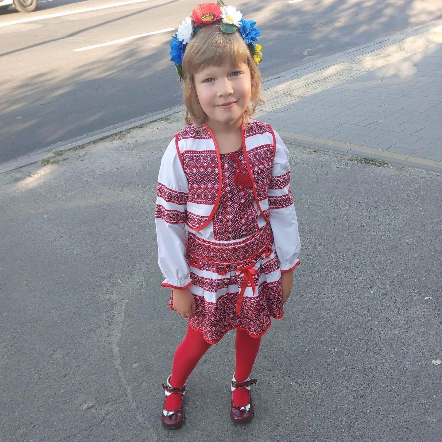 Была очень хорошая, папа защищает Украину на фронте: оккупанты убили в Чернигове 6-летнюю девочку. Фото