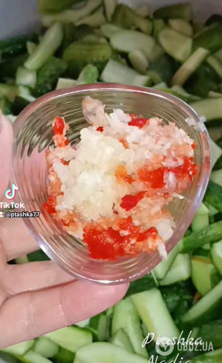 Салат по-корейски из огурцов и моркови на зиму: как приготовить закуску