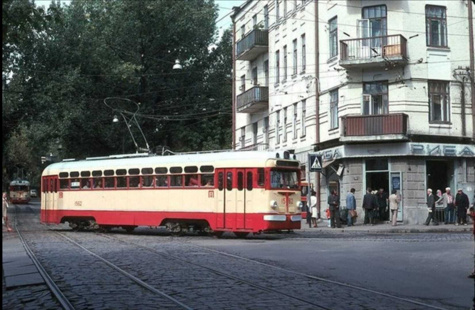 Як голландець у Києві трамваї шукав. Унікальні фото 1978 року