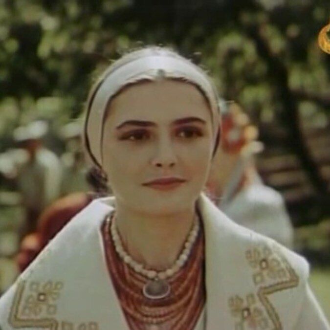 Ользі Сумській - 57: як виглядала акторка в молодості, чому її бив чоловік і як дочка в Росії "підставила" знаменитість. Фото