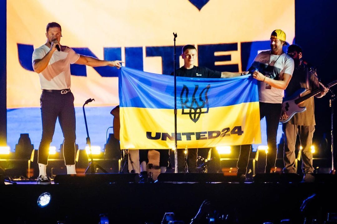 Пол Маккартни, Rammstein и другие: мировые звезды, которые поднимали флаг Украины на своих концертах. Фото и видео