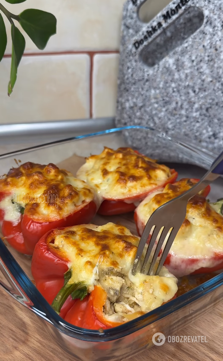 Вкусные фаршированные перцы с начинкой жульен: получаются не жирными и сочными