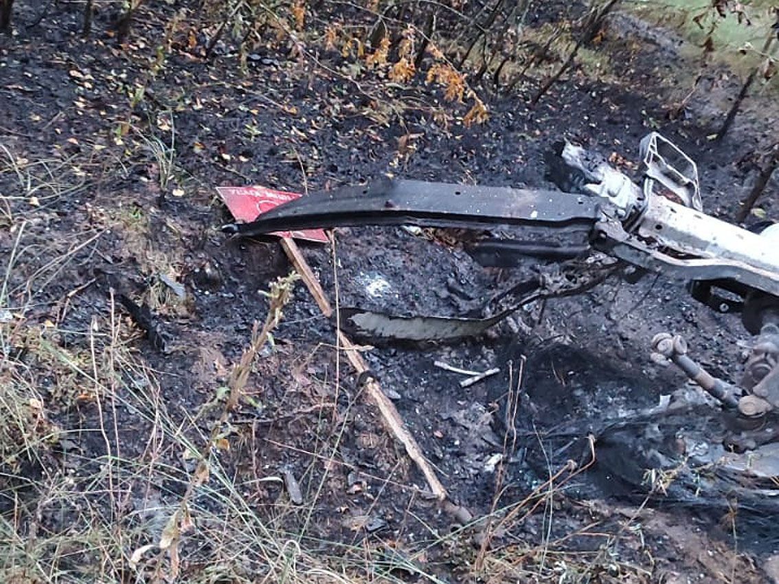 На Черниговщине из-за подрыва авто на мине погибли патрульный и его жена: дети в больнице. Фото