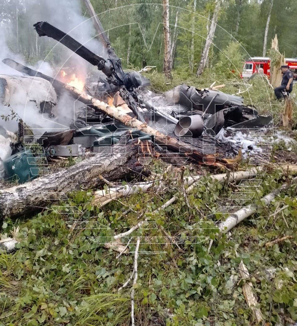 У Челябінській області розбився Мі-8, який належав ФСБ: всі члени екіпажу загинули. Фото і відео