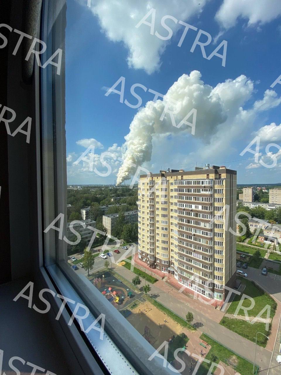 У Підмосков'ї прогримів вибух біля АЗС, піднявся величезний стовп диму. Відео