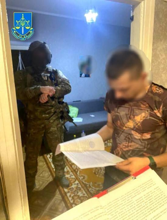 На Прикарпатье задержали должностное лицо ТЦК: способствовал незаконной переправке уклонистов за границу. Фото