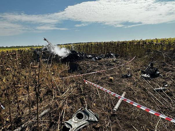 Проведено низку експертиз: названо головні версії авіакатастрофи на Донбасі з двома українськими Мі-8. Фото  