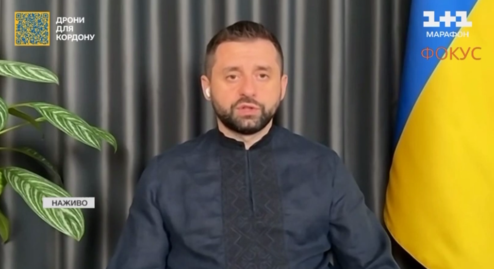 Украина может подать запросы на экстрадицию мужчин, выехавших по фальшивым справкам, – Арахамия