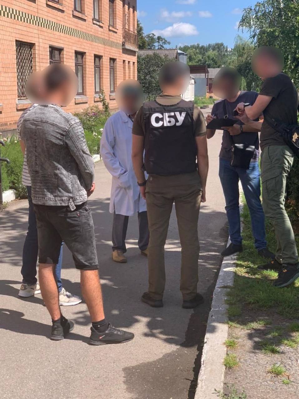 На Черкащині викрили дві схеми ухилення від призову: правопорушників затримали. Фото