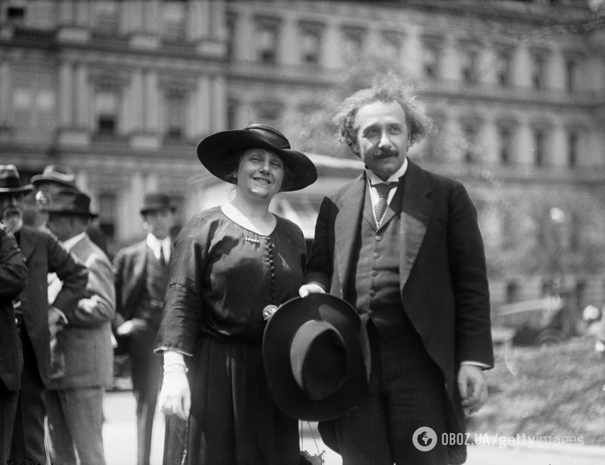 Єлизавета ІІ, Альберт Айнштайн та інші знаменитості, які були у шлюбі зі своїми родичами