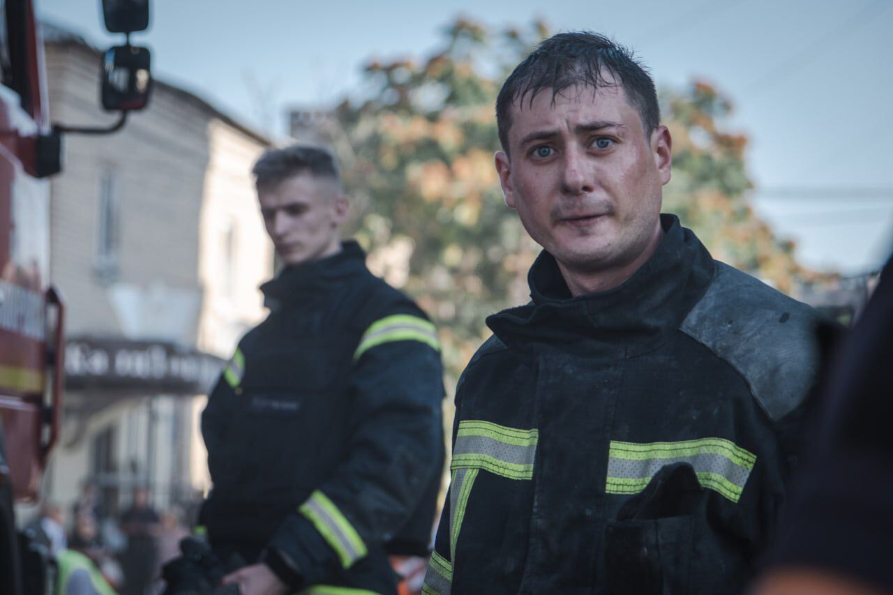 В Покровске завершили аварийно-спасательные работы: удалось спасти 8 человек. Фото и видео