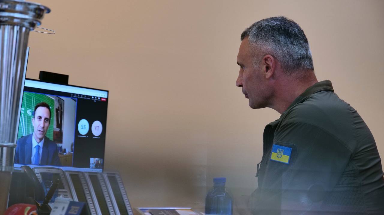 Кличко провел разговор с генсекретарем Конгресса местных и региональных властей Совета Европы Матье Мори