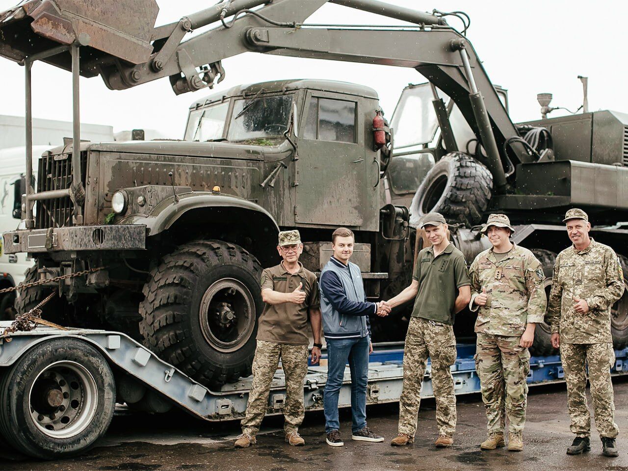 Военные получили помощь от Козловского
