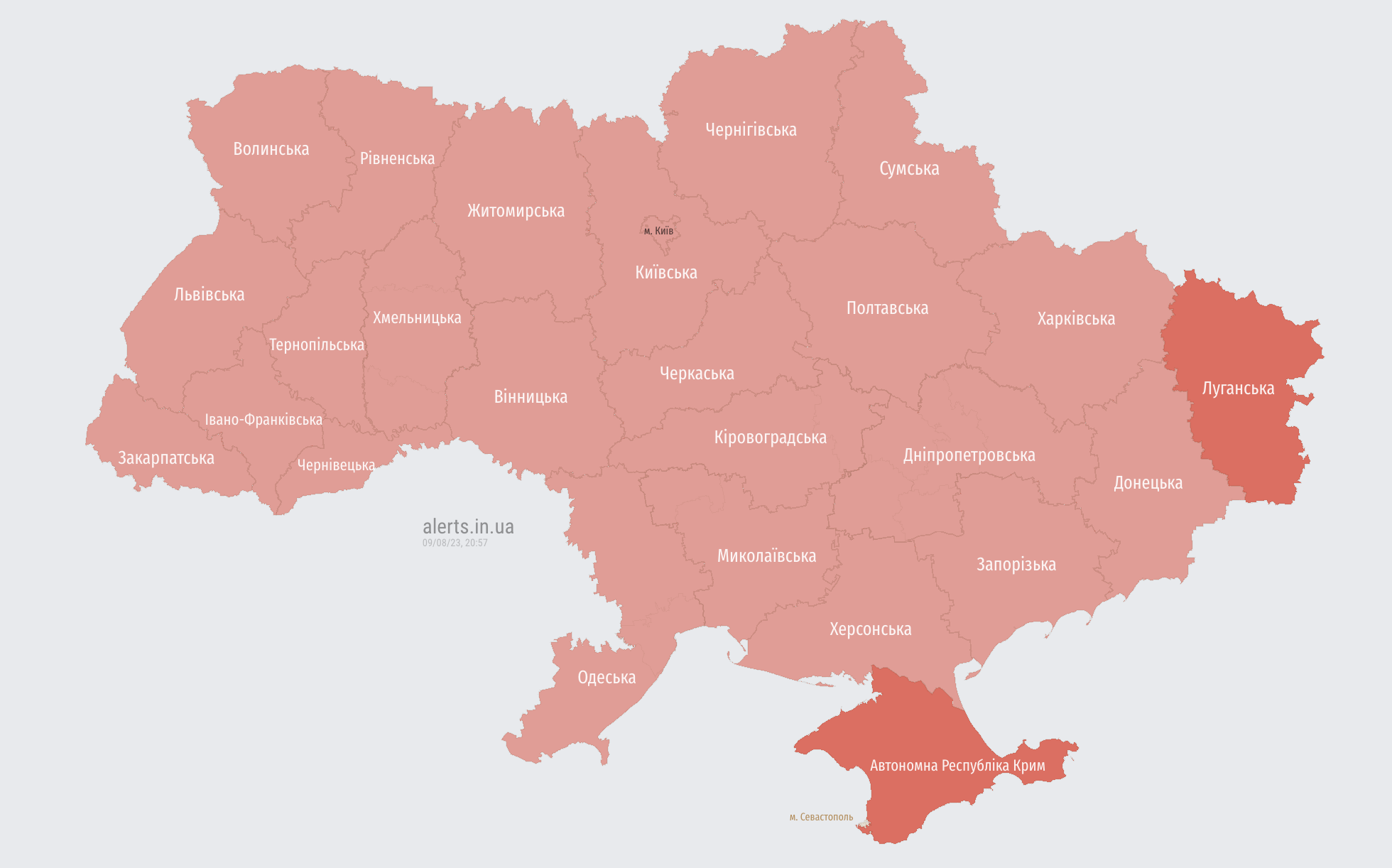 Воздушная тревога по всей Украине: оккупанты снова подняли в небо носитель "Кинжалов"