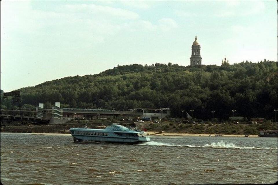 В сети показали, как выглядел Киев в 1964 году на снимках французского фотографа. Уникальные цветные фото