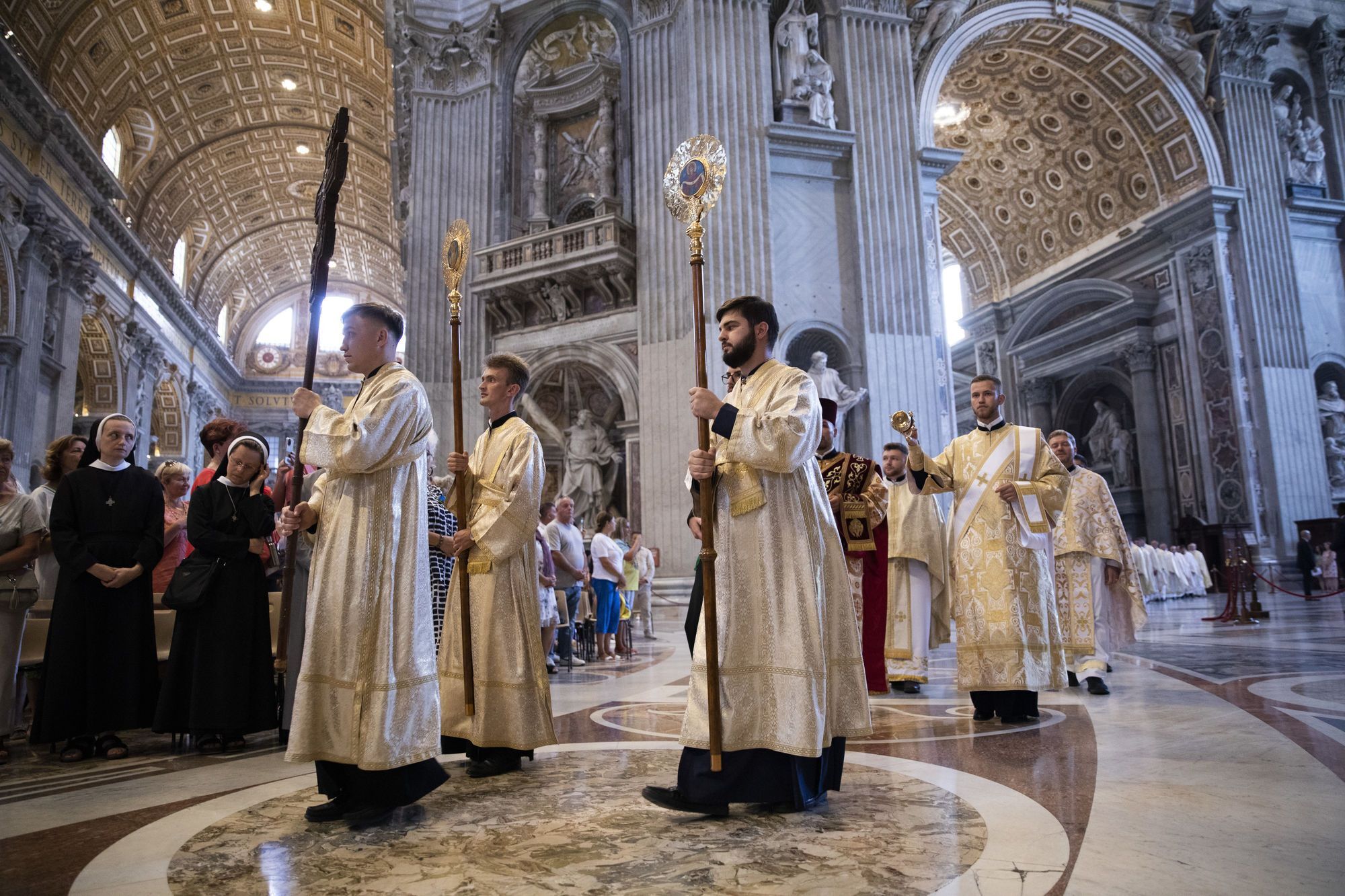 Глава УГКЦ обратился к миру по базилике Святого Петра в Ватикане: Украина стоит и борется!