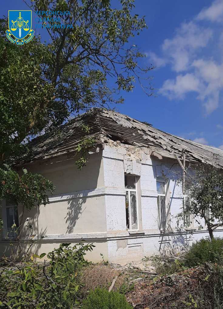 Здание после российского обстрела