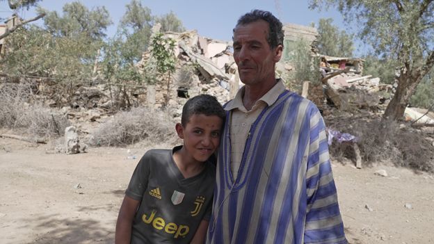 Стоял перед страшным выбором – спасать сына или родителей: пострадавший рассказал о моменте землетрясения в Марокко. Фото