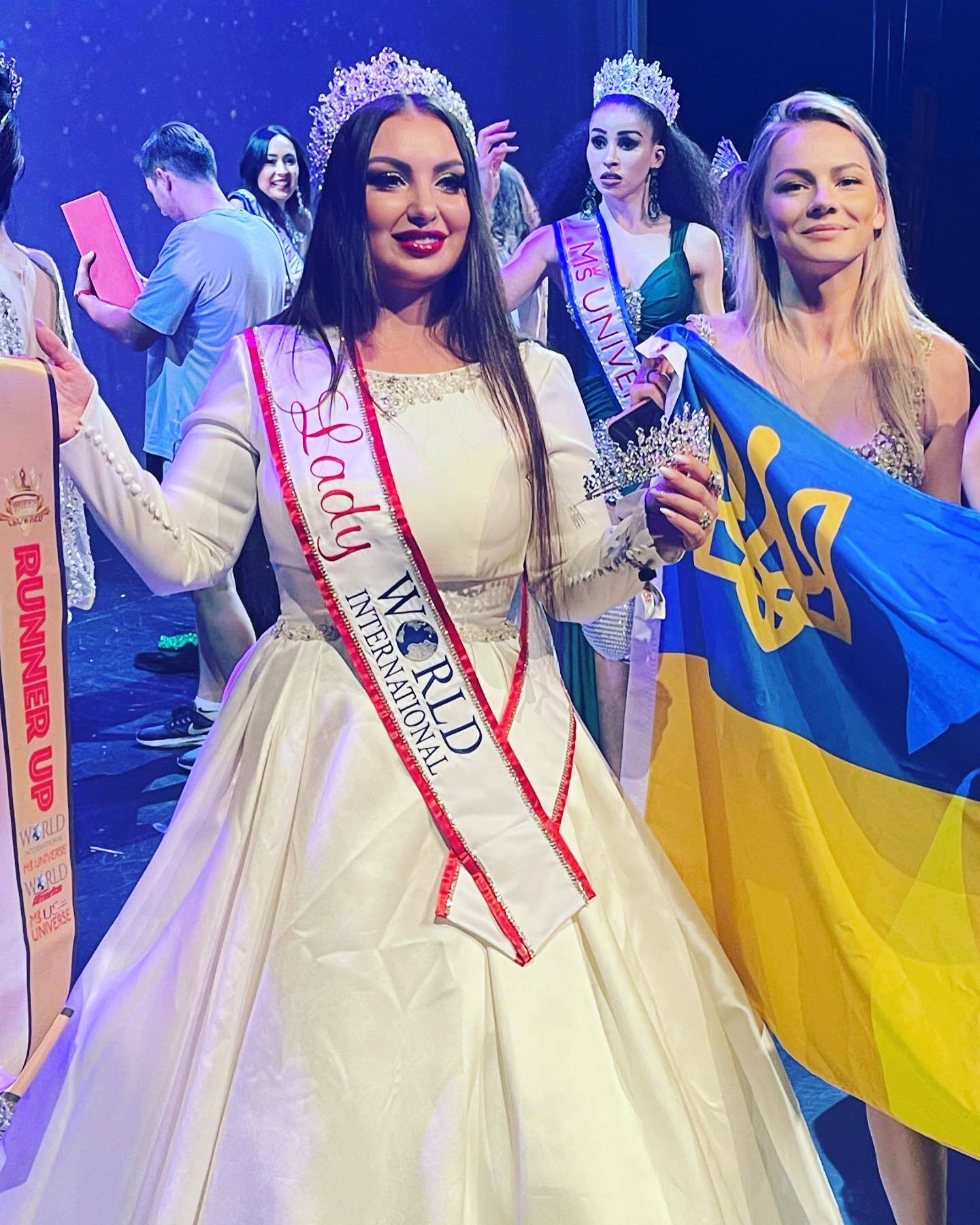 "Ірина мала вибір": як переможниця "Місіс світу 2023" з Херсона водила дружбу з росіянами, поки РФ знищує Україну. Ексклюзив