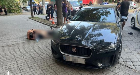 Спутнице застреленного патрульным водителя Jaguar в Днепре сообщили о подозрении: в чем обвиняют