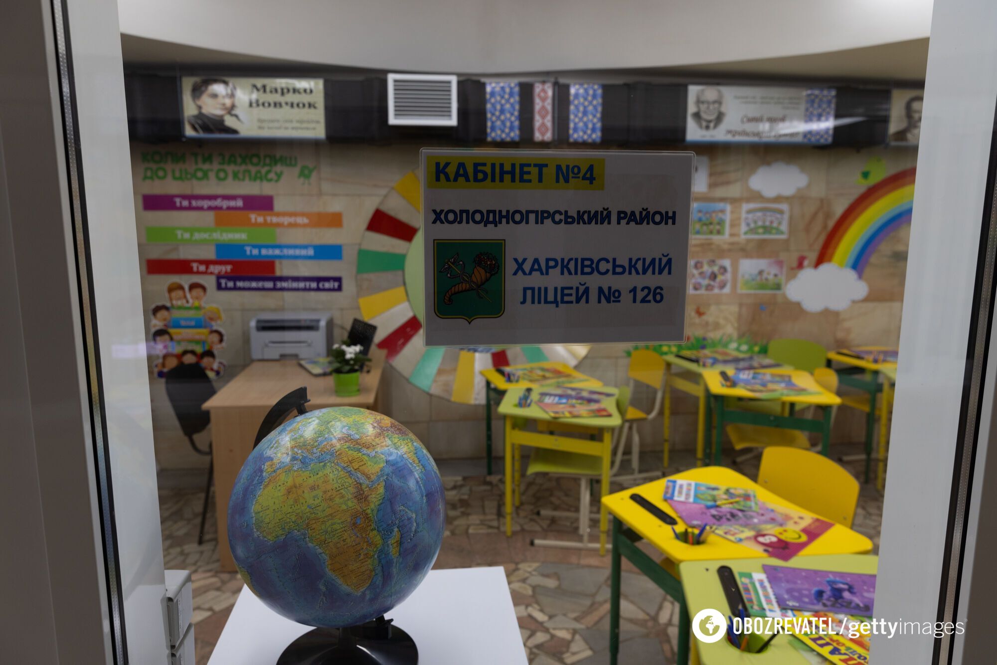 В Харькове заработала первая в мире школа в метро: как она выглядит и как проходит обучение. Фото и видео