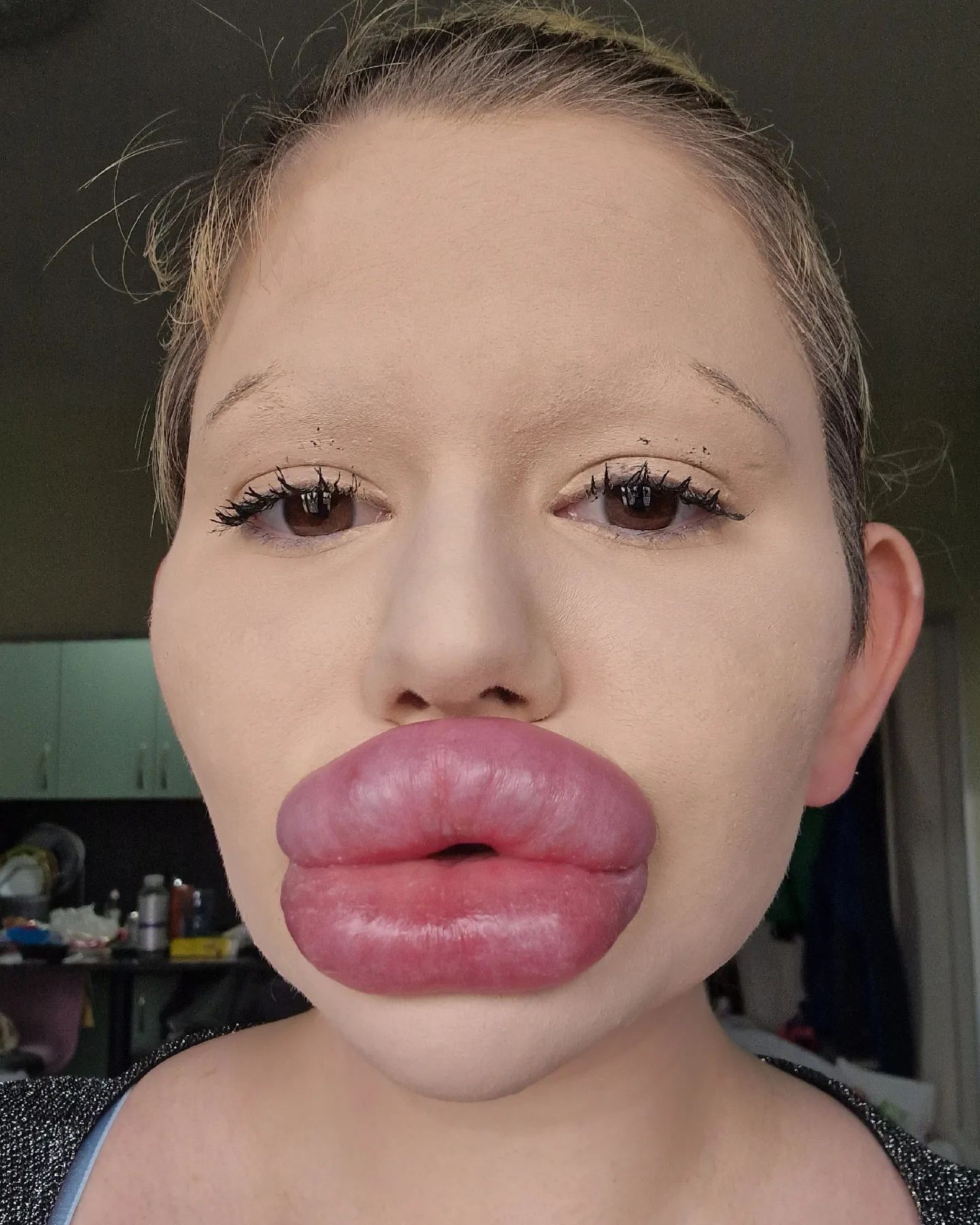 Как выглядит болгарка Андреа Иванова с самыми большими в мире губами и почему ее боятся мужчины. Фото