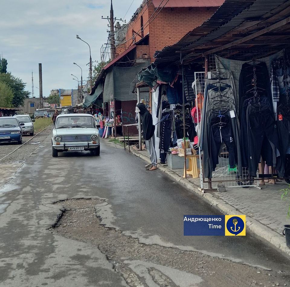 Этюды мертвого города: в сети показали, как выглядит сегодня оккупированный Мариуполь. Фото и видео