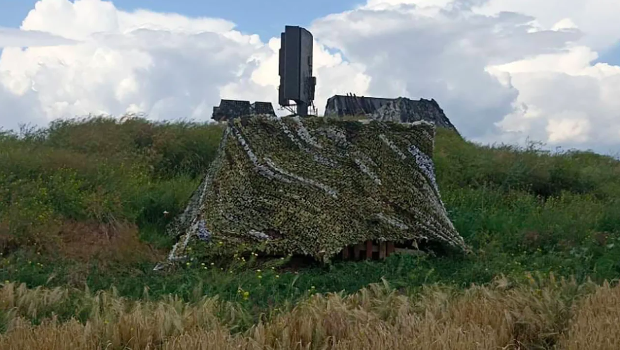 Сотни единиц военной техники, "уничтоженной" Россией в Украине, оказались муляжами – CNN