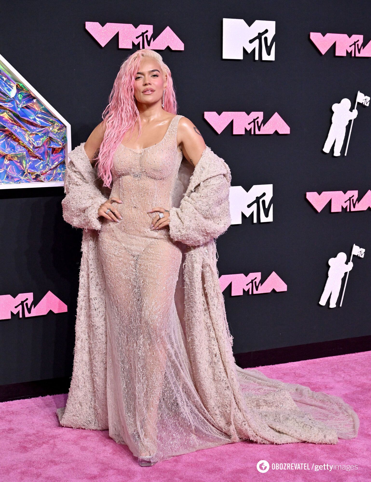 Вбрання з павутиння та напівпрозорі сукні: зірки вразили відвертими образами на червоній доріжці MTV VMA 2023. Фото 