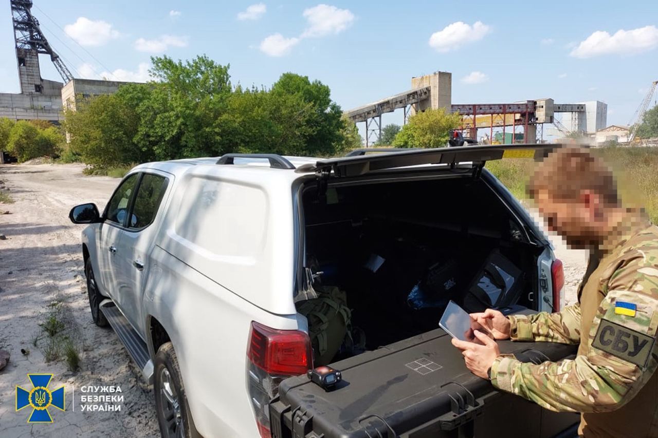 "Грязной бомбы" в Украине нет: в СБУ показали, как проводят рейды для проверки радиационной безопасности. Фото