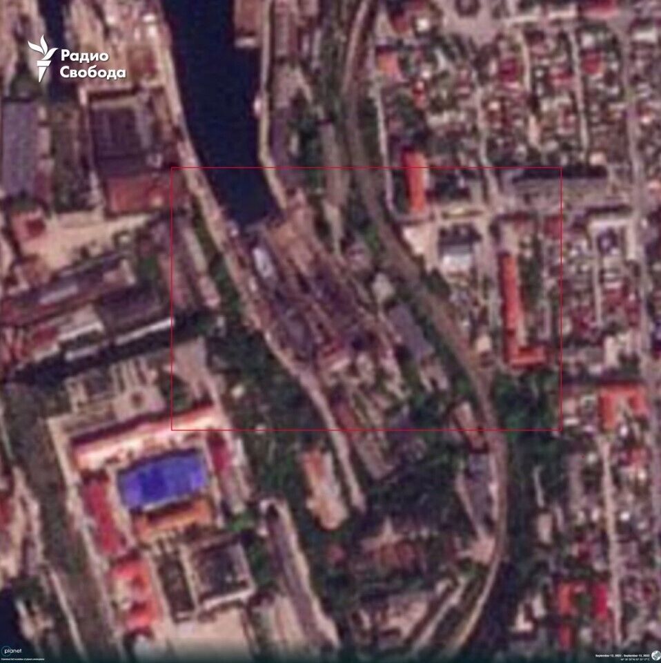 Це остаточне "прощавай": з'явилися супутникові знімки знищених кораблів РФ у Севастополі. Фото і відео