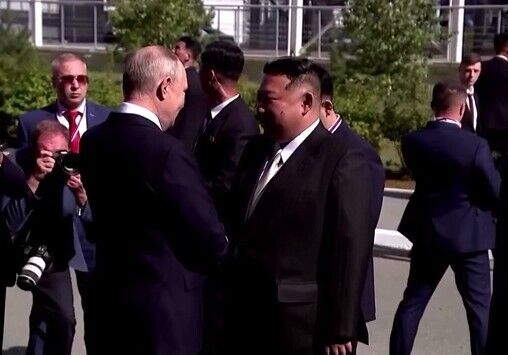 Кім Чен Ин прибув із візитом до Росії і провів зустріч з Путіним: про що говорили і які ризики для України