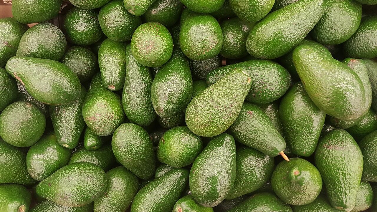 Как сделать твердое авокадо спелым