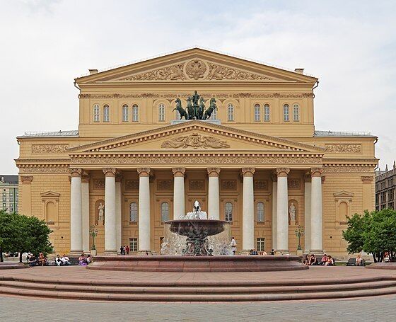 У Великому театрі Росії покарали сценаристів, які виступили проти війни та підтримали Україну