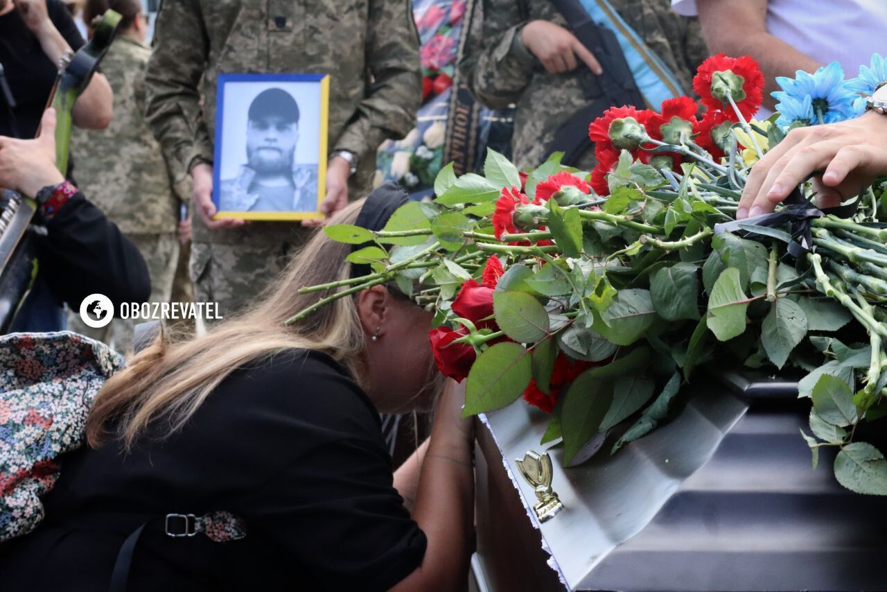 В Киеве на Майдане простились с защитником Украины, экс-прокурором по делу Гонгадзе Сергеем Ярмоленко. Фото и видео