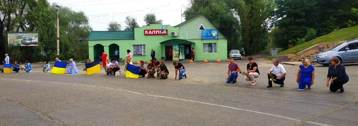 Його не дочекалася наречена: на Одещині попрощалися з воїном, який загинув у боях біля Курдюмівки. Фото 