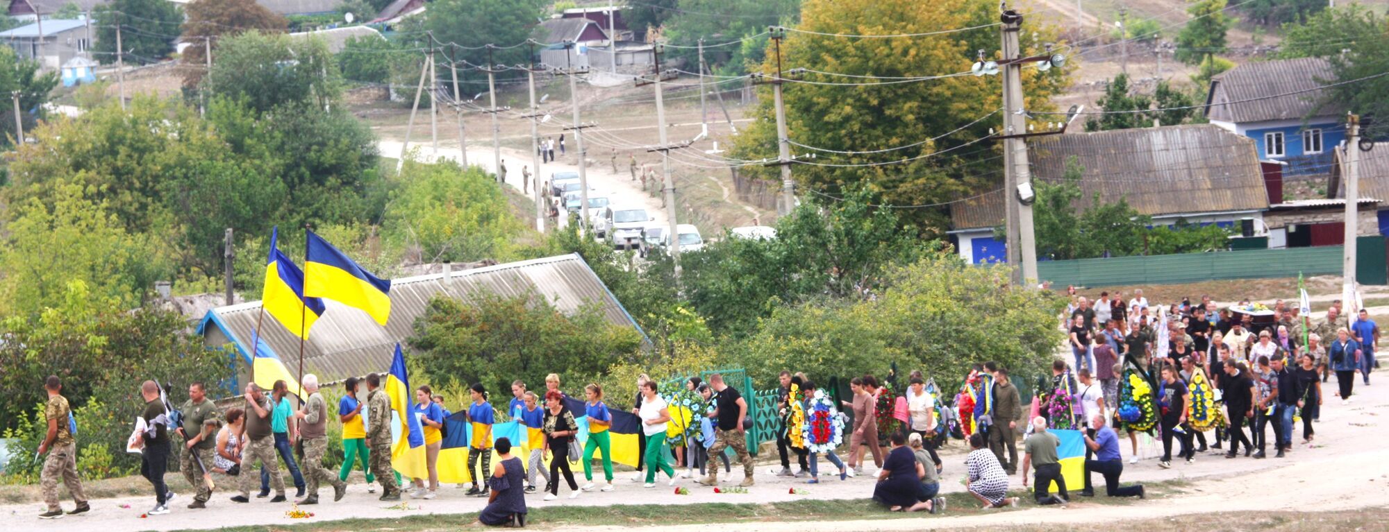 Його не дочекалася наречена: на Одещині попрощалися з воїном, який загинув у боях біля Курдюмівки. Фото 