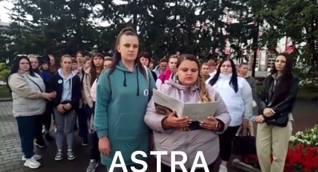 "Отказываются идти на верную смерть": родственники "мобиков" пожаловались Путину, что тех бьют свои же командиры. Видео