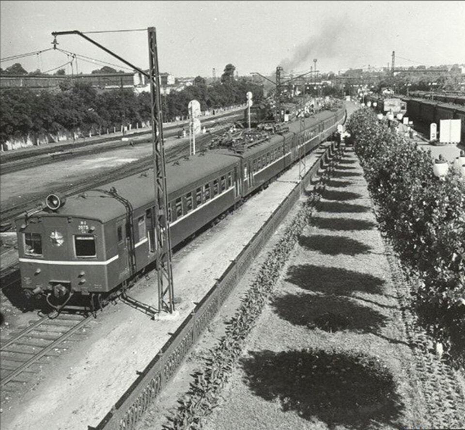 У мережі опублікували унікальні світлини київської залізниці XX століття. Фото