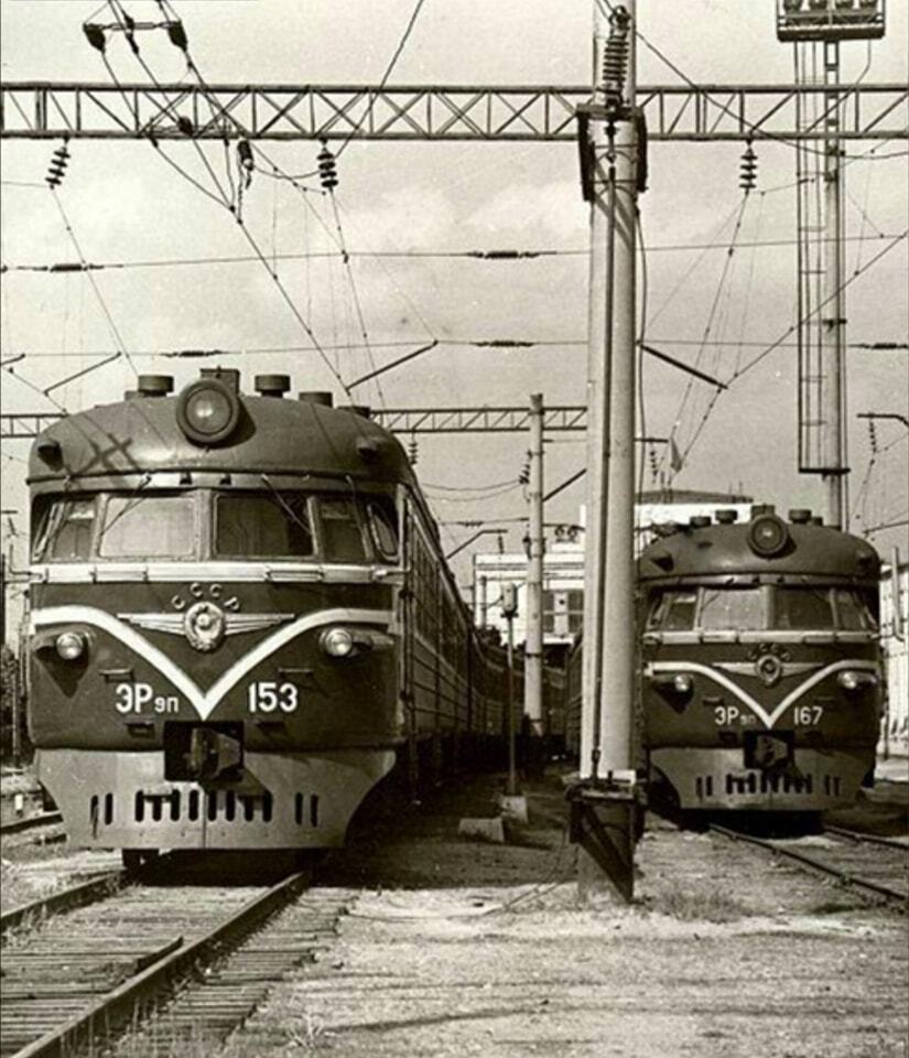В сети опубликовали уникальные фотографии киевской железной дороги XX века. Фото