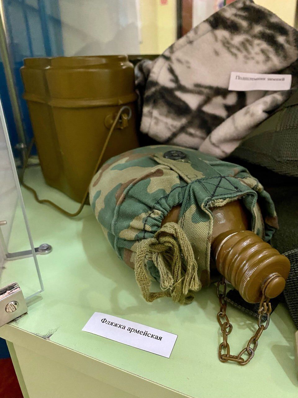 Пропаганда даже для самых маленьких: в России в детском саду открыли "музей СВО". Фото