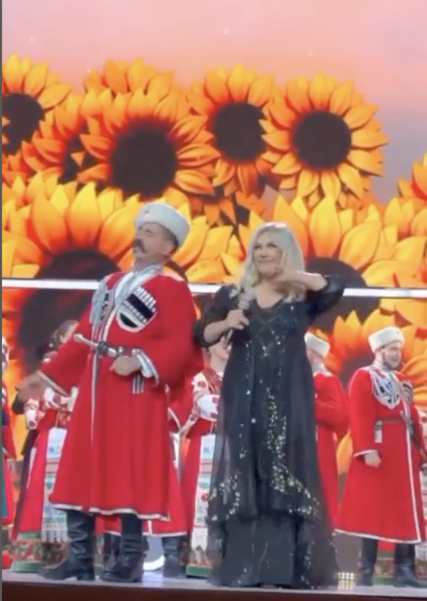 Таїсія Повалій заспівала українською "Ти ж мене підманула" на концерті "Пісні русского міра"