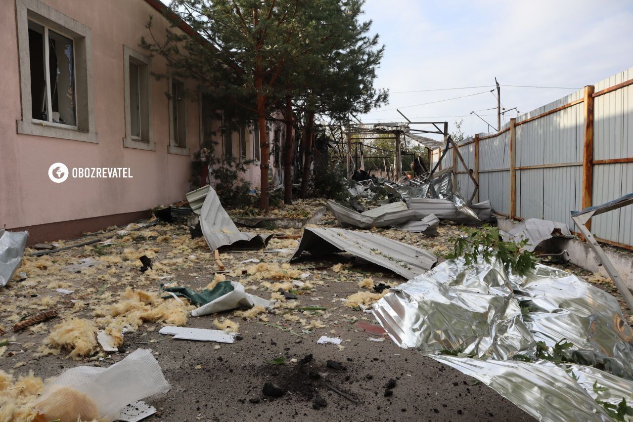 Мама пострадавшей от падения обломков девочки в Киеве рассказала о первых секундах после взрыва. Фото и видео