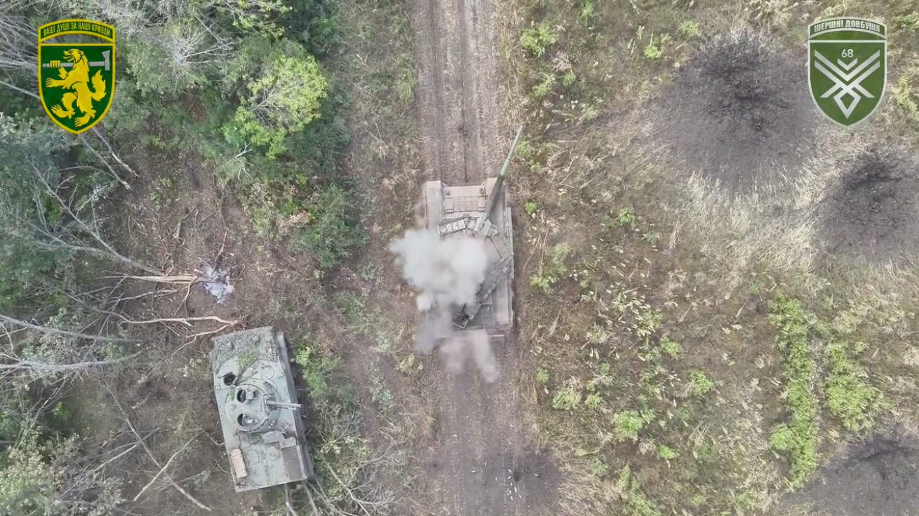 "Шершни Довбуша" больно жалят вражеские танки": воины 68-й бригады показали, как уничтожают технику РФ на фронте. Видео