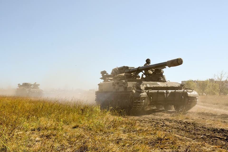 В армії РФ великі проблеми зі ствольною артилерією: запаси САУ 2С5 "Гіацинт-С" майже вичерпані. Фото
