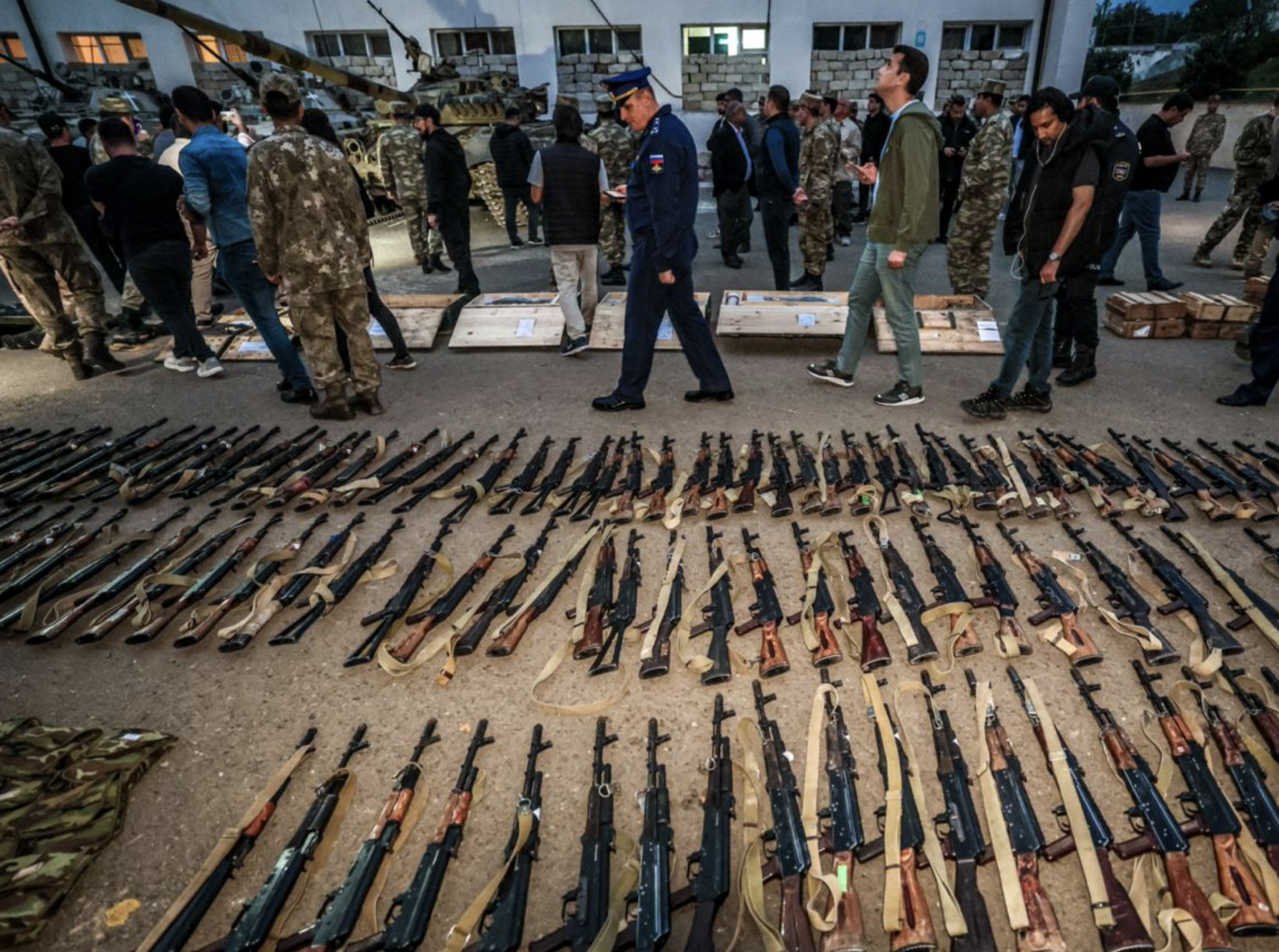 Всего 20 наименований: Минобороны Азербайджана опубликовало список конфискованного в Карабахе армянского оружия и техники. Фото и видео
