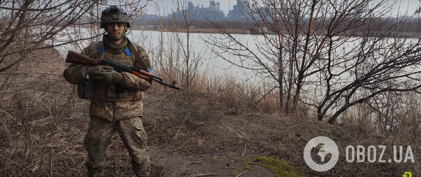 Український військовослужбовець зміг вибратися з території Азовсталі