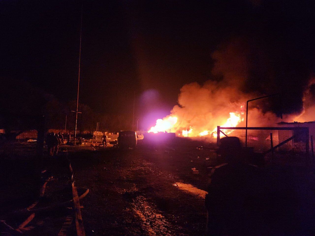 В Нагорном Карабахе произошел взрыв на складе бензина: есть погибшие и почти 300 пострадавших. Фото и видео